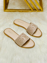 LV FLATS