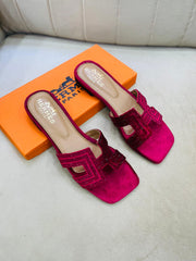 HERMES STONE FLATS